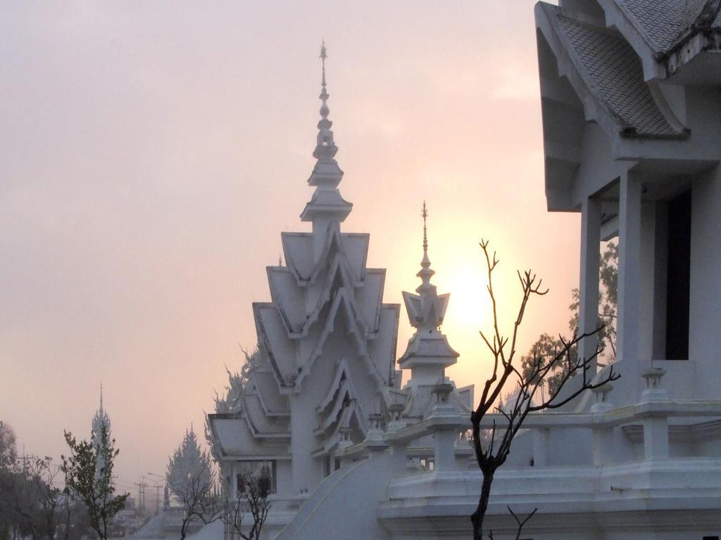 Pa Sak Tong Hotel Chiang Rai Bagian luar foto